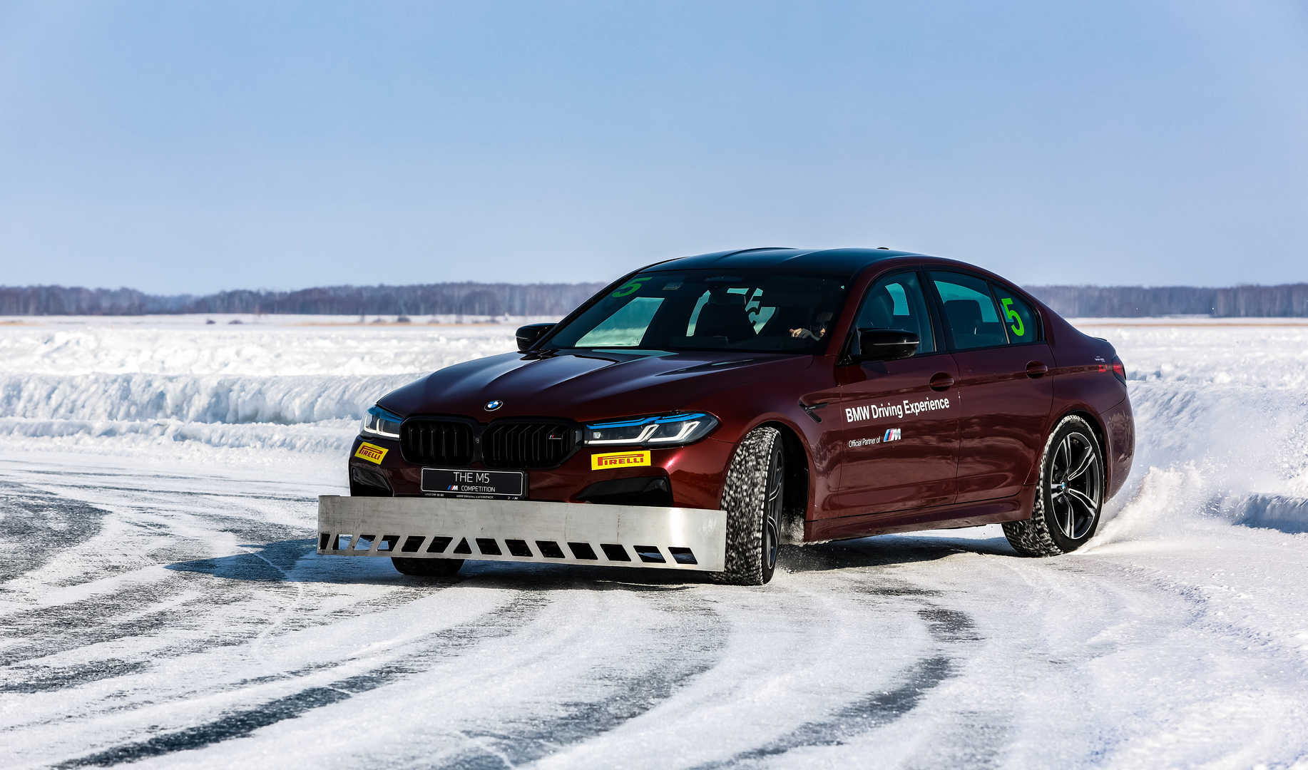 Программы курсов вождения в школе BMW M Driving Experience