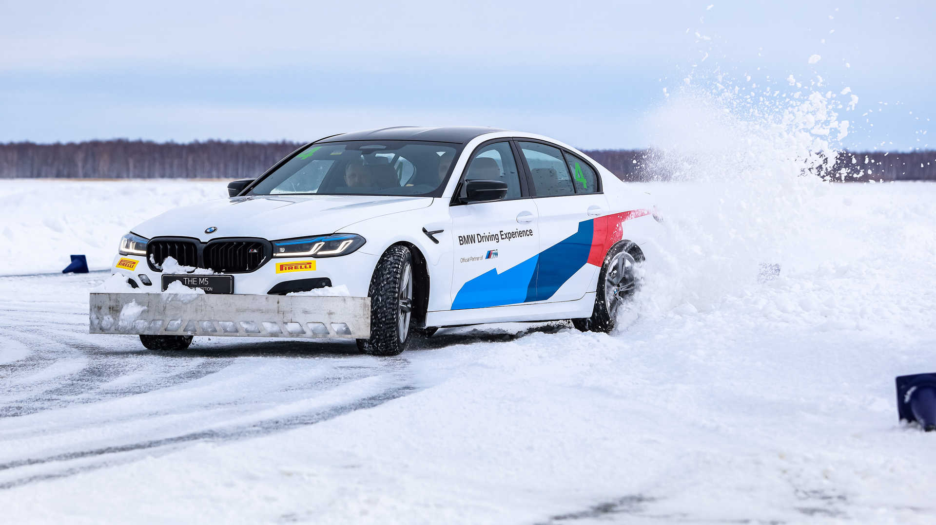 Программы курсов вождения в школе BMW M Driving Experience